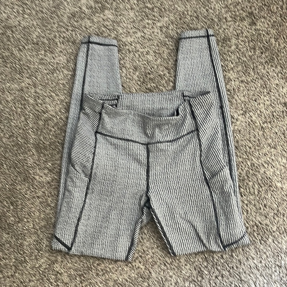 EUC Lululemon leggings
